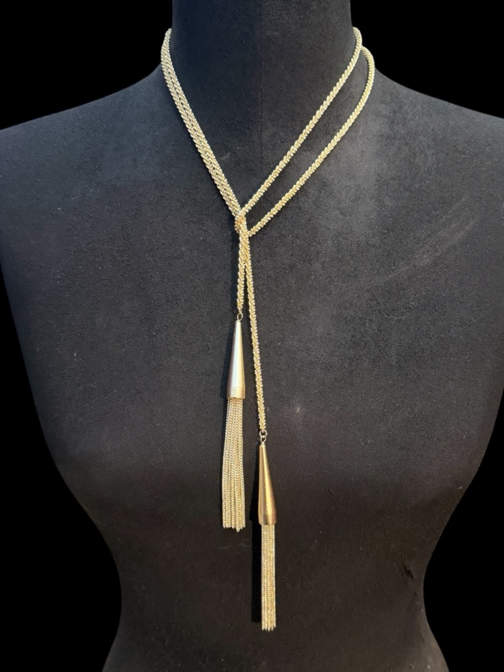 Kendra Scott Phara Gold Lariat Necklace - Picture 3 of 8